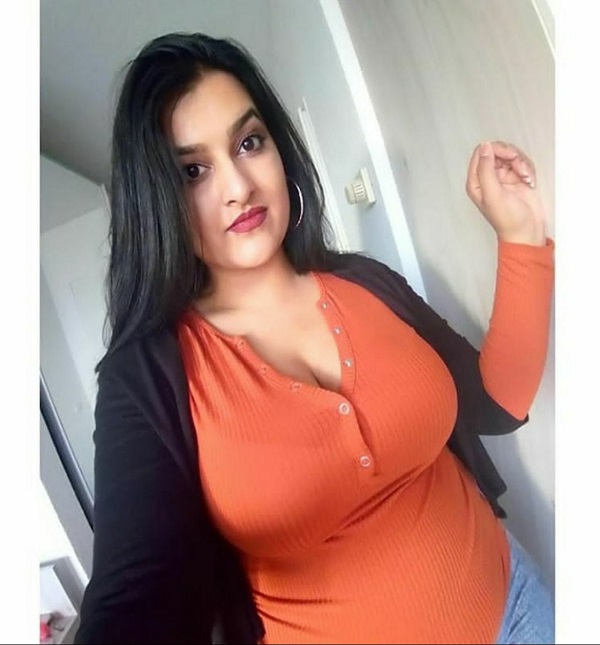 hot  Escorts in Surat